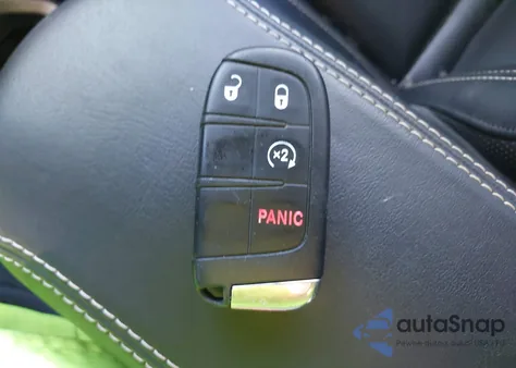 2017 Jeep Renegade Limited из США, поврежденный, VIN ZACCJBDBXHPG51157